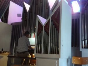 UA250802 kerkdienst 02.jpg